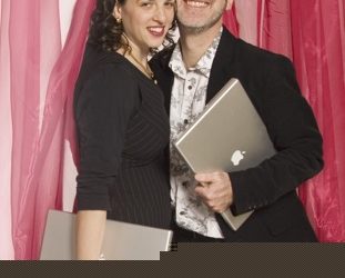 We tweet: 6 ways Twitter can strengthen your love